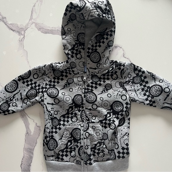 5 sets for baby boy 3-6M and 3M - Picture 6 of 10